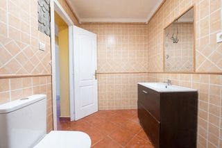 Chalet en venta en Carmona