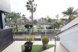 Casa adosada en venta en Campos de Golf - Villa Martin - Los Dolses en Orihuela
