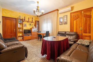 Casa adosada en venta en Peligros