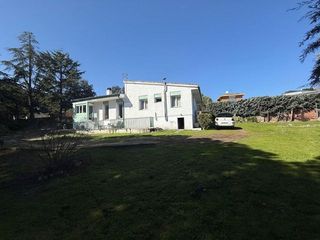 Chalet en venta en Cerro de Alarcón - Puente La Sierra - Mirador del Romero en Valdemorillo