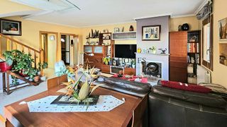 Casa adosada en venta en Singuerlín - Can Franquesa - Les Oliveres en Santa Coloma de Gramanet