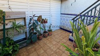 Casa adosada en venta en Singuerlín - Can Franquesa - Les Oliveres en Santa Coloma de Gramanet
