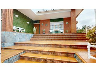Casa en venta en La Roureda en Viladecans