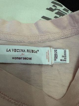 Pijama La Vecina Rubia rosa y morado