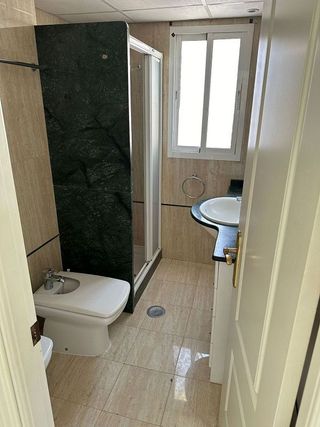 Piso en venta en Playa de la Fontanilla en Marbella