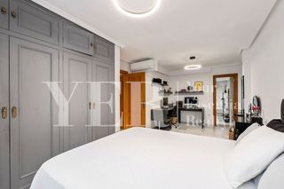 Piso en venta en Mercado en Alicante