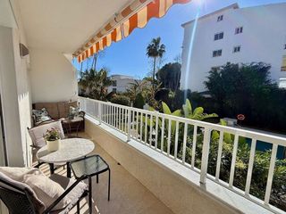 Piso en venta en Puerto Banús en Marbella