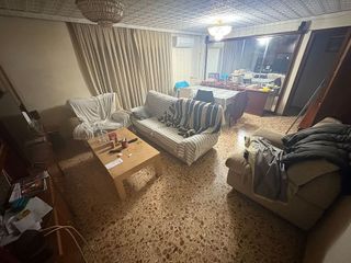 Piso en venta en El Castell en Burjassot