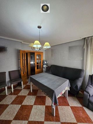 Piso en venta en El Valle - Universidad en Jaén