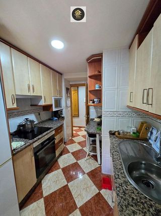 Piso en venta en El Valle - Universidad en Jaén