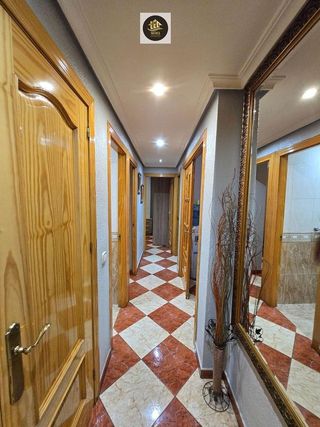 Piso en venta en El Valle - Universidad en Jaén