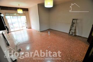 Piso en venta en Cardenal Benlloch en Mislata