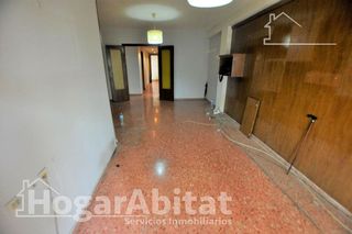 Piso en venta en Cardenal Benlloch en Mislata