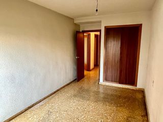 Piso en venta en Safranar en Valencia