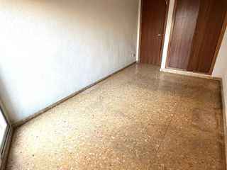 Piso en venta en Safranar en Valencia