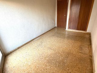 Piso en venta en Safranar en Valencia
