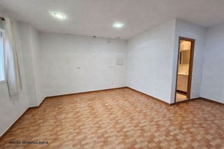 Estudio en venta en Calle Pinto-San Roque en Parla