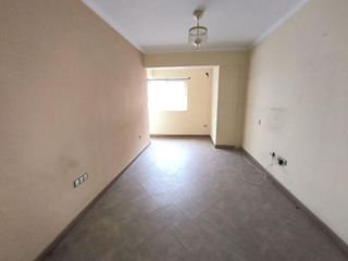 Piso en venta en Barrio de Zaidín en Granada