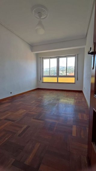 Piso en venta en Corrales de Buelna (Los)