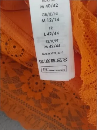 Conjunto pantalón y top naranja