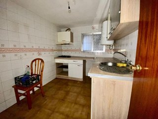Casa adosada en venta en Moclín