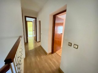 Casa adosada en venta en Moclín