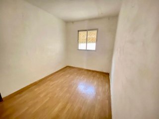 Casa adosada en venta en Moclín