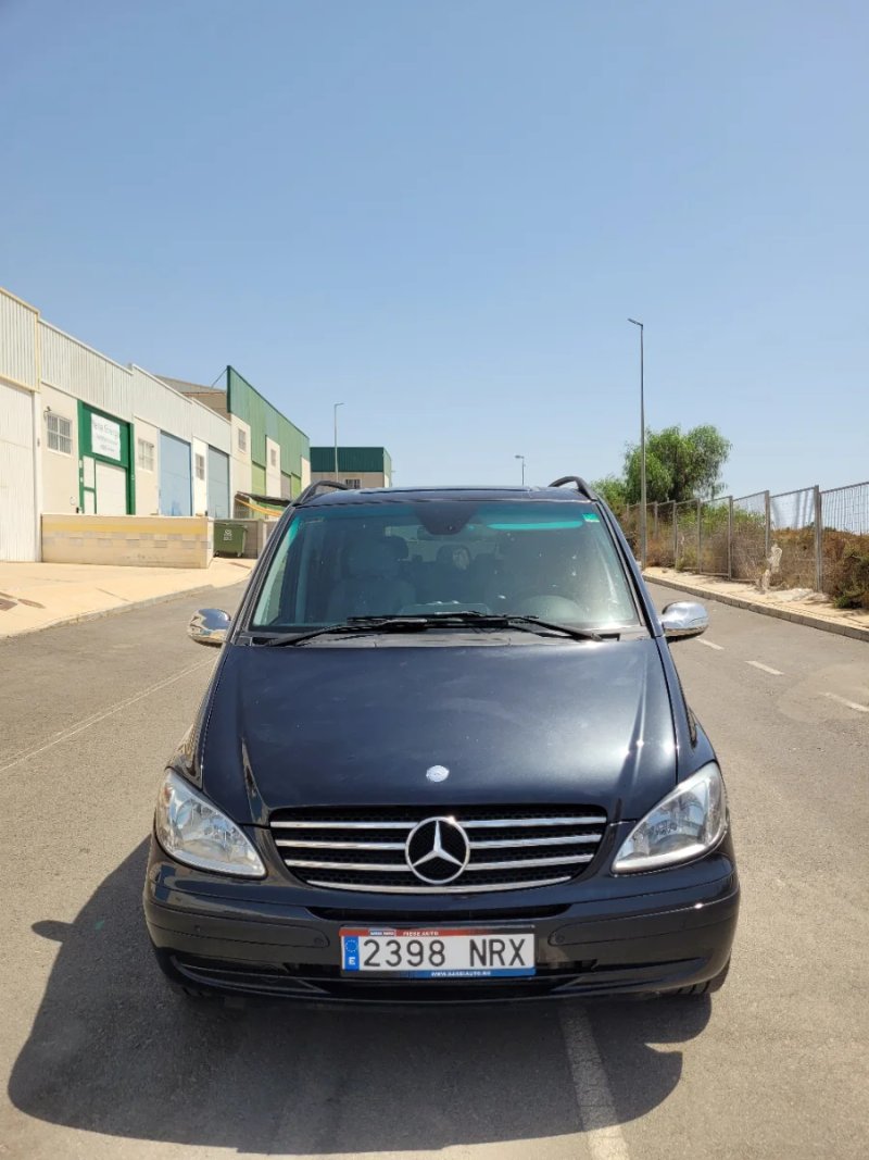 Mercedes-Benz Viano 2008 - foto 1