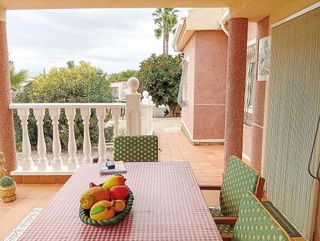 Chalet en venta en La Siesta - El Salado - Torreta en Torrevieja