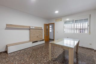 Casa adosada en venta en Maracena