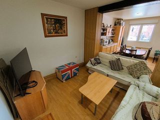 Casa adosada en venta en Venta de Baños