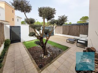 Casa adosada en venta en Aljaraque