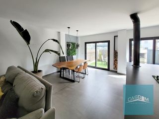 Casa adosada en venta en Aljaraque