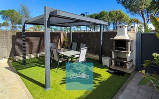 Casa adosada en venta en Aljaraque