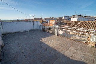 Casa adosada en venta en La Zarzuela-San José-Belén en Linares