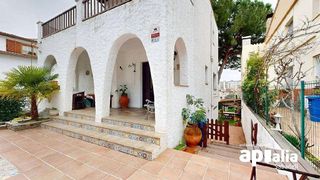 Chalet en venta en Ca n’Esteper – Can Gorgs – Can Gorgs II en Barbera del Vallès
