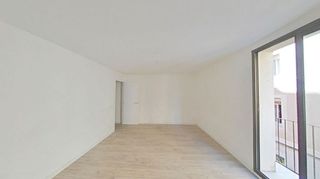 Piso en venta en El Raval en Barcelona