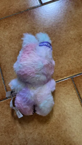 Labubu peluche con llavero