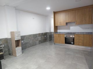 Piso en venta en Carrús Est - Camí dels Magros en Elche