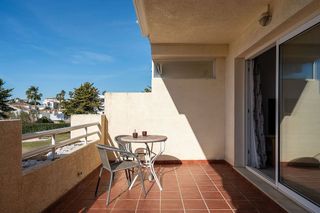 Piso en venta en El Faro de Calaburra - Chaparral en Mijas
