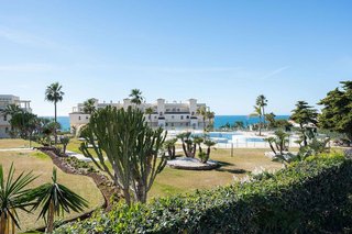 Piso en venta en Calaburra - Chaparral en Mijas