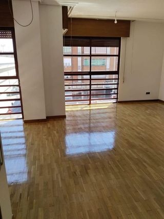 Piso en venta en Campo de la Juventud en Palencia