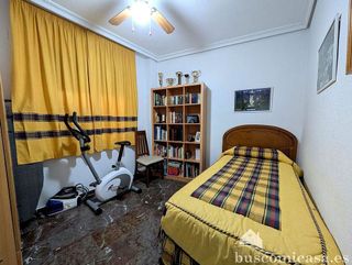 Piso en venta en Linares