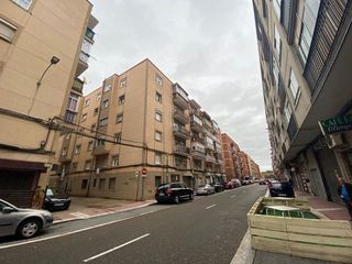 Piso en venta en Delicias en Valladolid