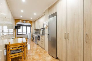 Piso en venta en Azpilagaña en Pamplona