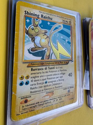Lote cartas Pokémon: Charizard y Raichu