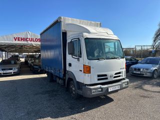 Nissan Atleon 2005