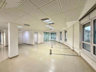 Oficina en alquiler en Centre - Passeig i Rodalies en Manresa