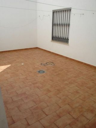 Casa adosada en venta en Isla Cristina ciudad en Isla Cristina