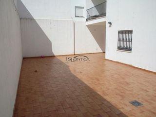 Casa adosada en venta en Isla Cristina ciudad en Isla Cristina